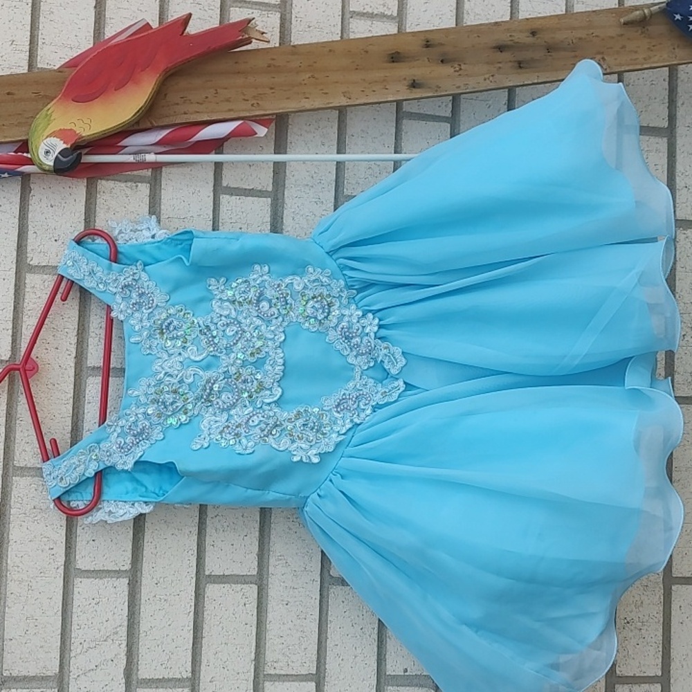 Blue dress - Picture 2 of 14